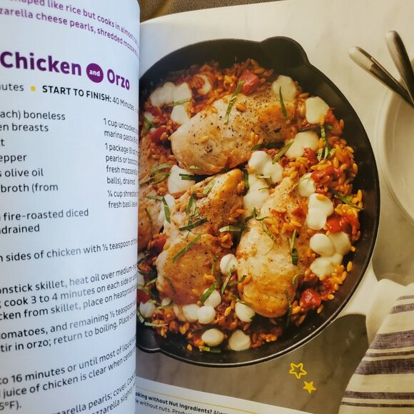 Annie's The Cookbook: Recipes Everybunny Will Love Cooking with Kids - Picture 8 of 9